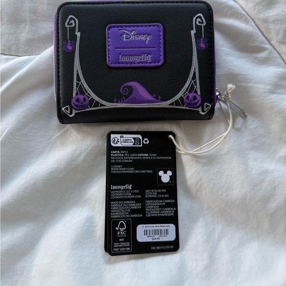 Loungefly Nightmare Before Christmas Jack & Sally zip wallet - Picture 2 of 3